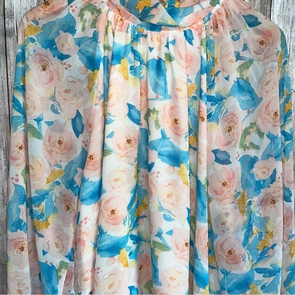 Entro Floral Blouse - Picture 4 of 5